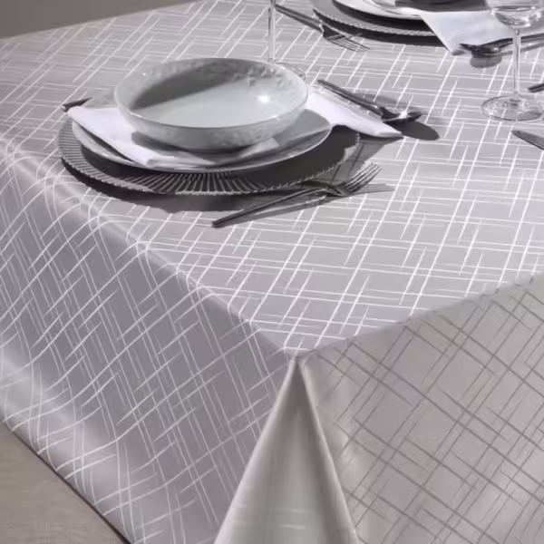 Toalha de Mesa Quadrada Dohler 4 lugares Requinte II TJ5795 1,60 m X 1,60 m prata.