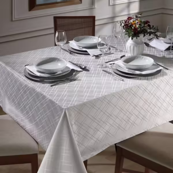Toalha de Mesa Retangular Dohler 8 lugares Requinte II TJ5795 1,60 X 2,70 m prata